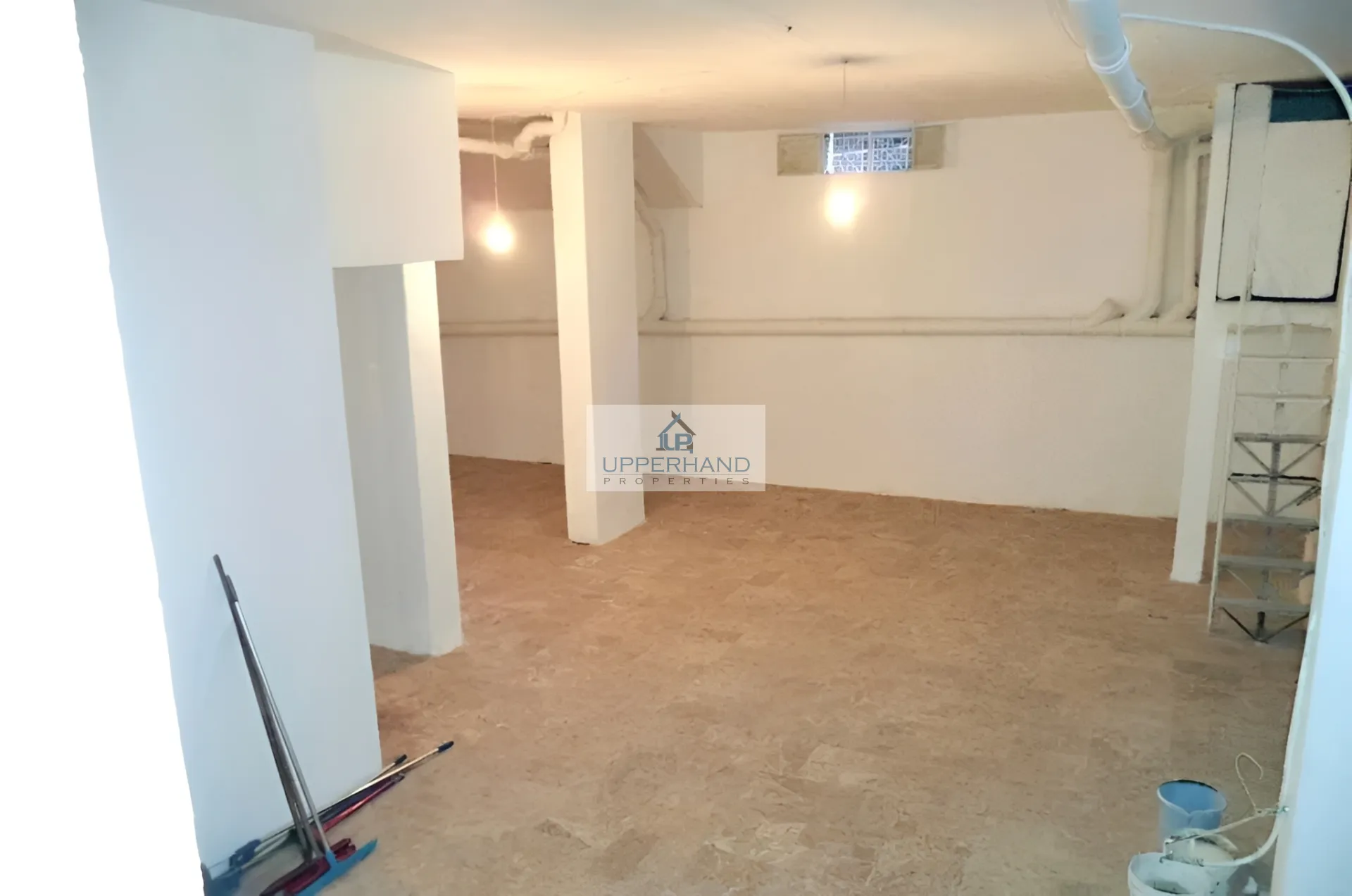 Warehouse for Sale in Sassine, Bayrut, Lebanon