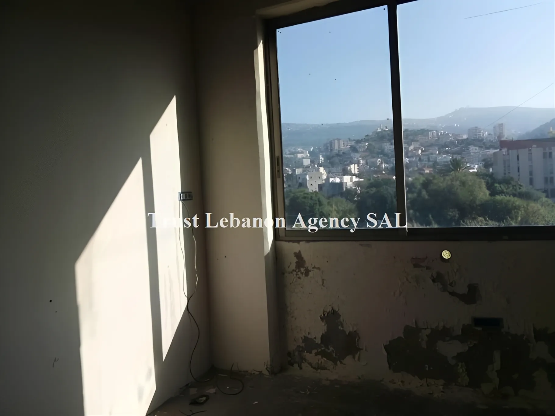 Commercial Property For Rent in Kfarchima