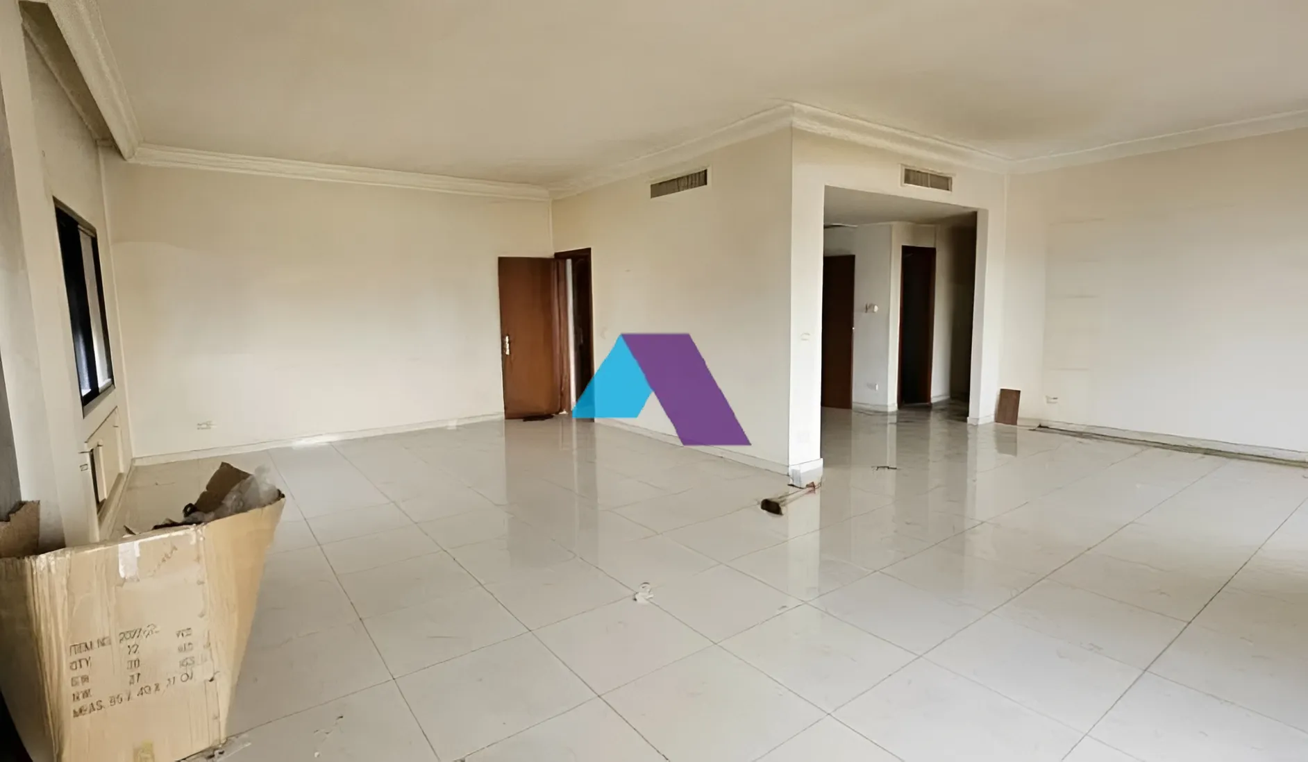 Apartment for Sale in Horch Tabet - 3 bed, 4 bath