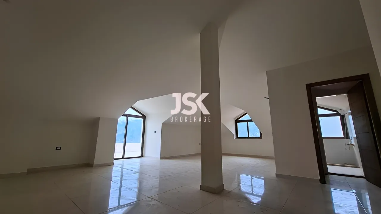 Duplex for Sale in Habboub