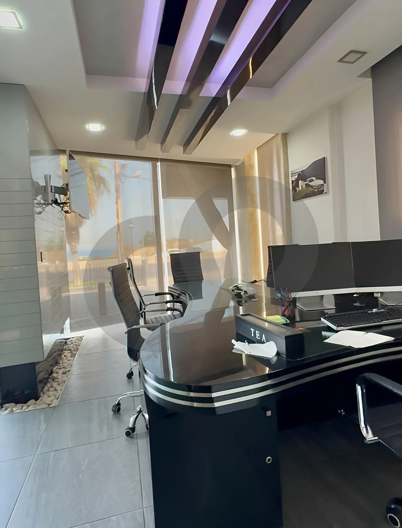 Building for Rent in Safra