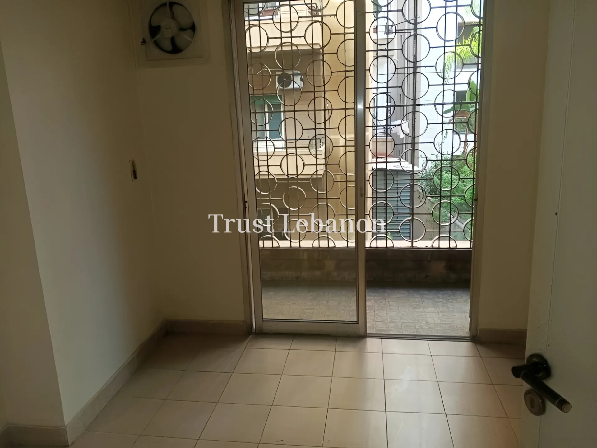 Apartment for rent in Hamra