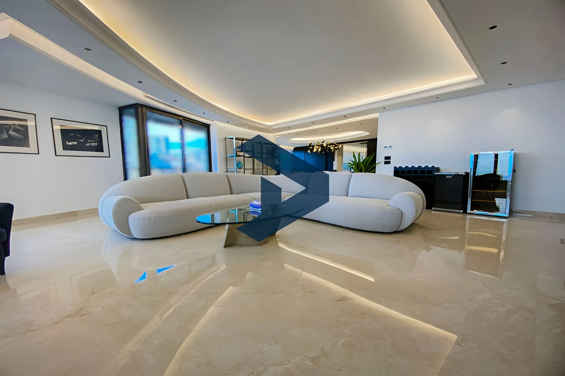 Apartment for sale in Raoucheh, Beirut, Lebanon