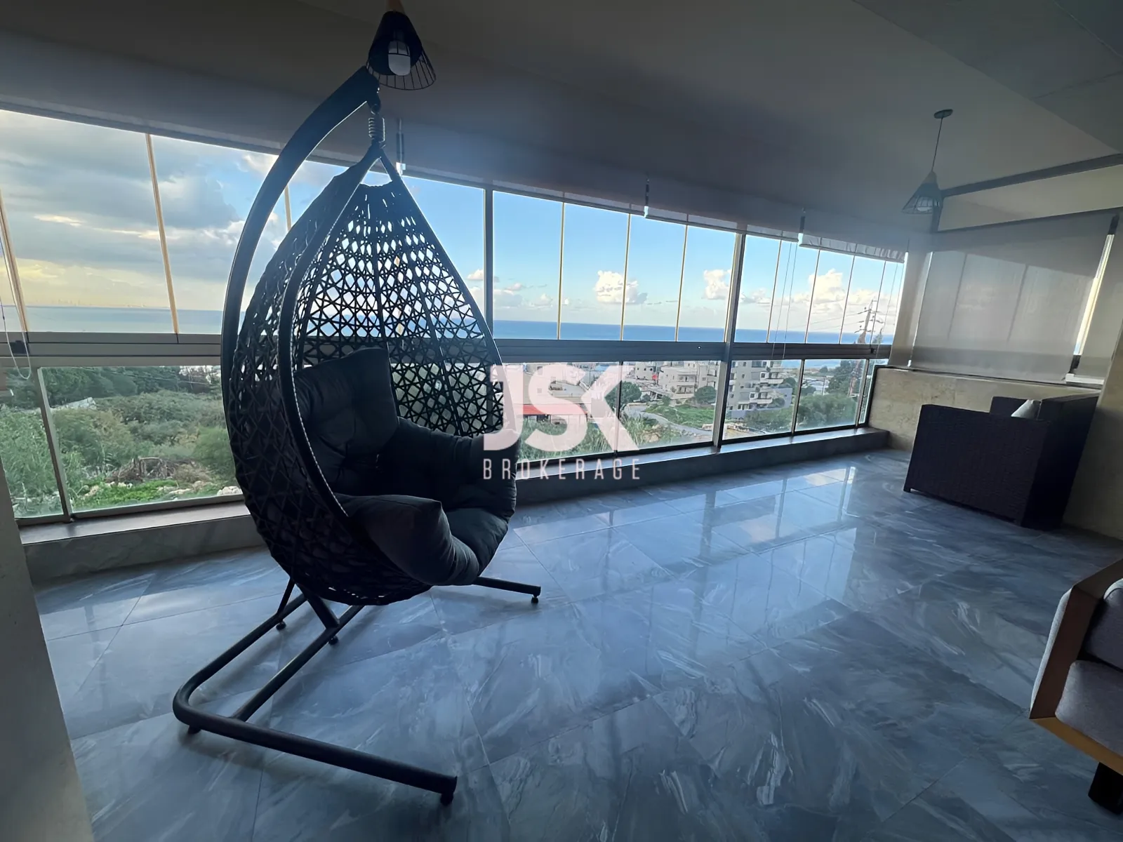 Apartment for Rent in Aamchit