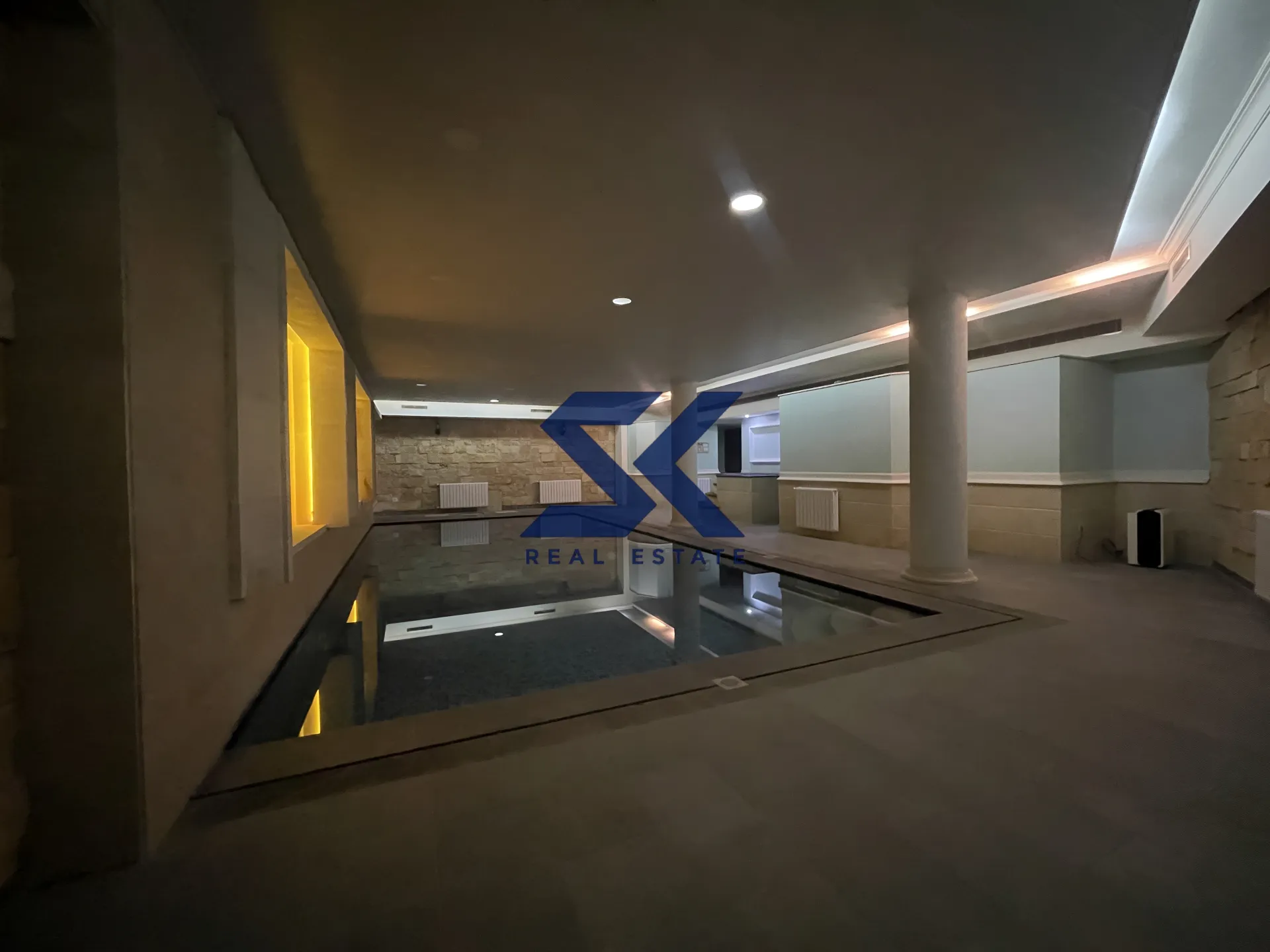 Villa for sale in Adma w dafnah, lebanon
