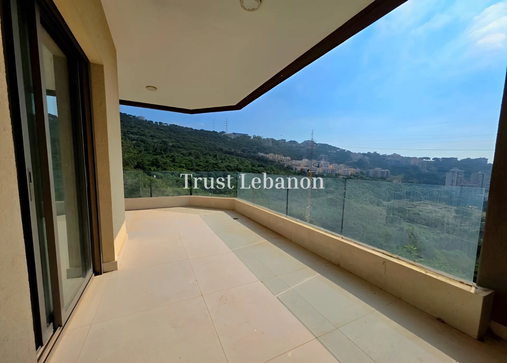 Apartment for rent in Ain Saadeh, Lebanon