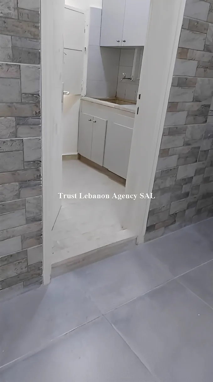 Shop for rent in Batroun, Kfar Aabida