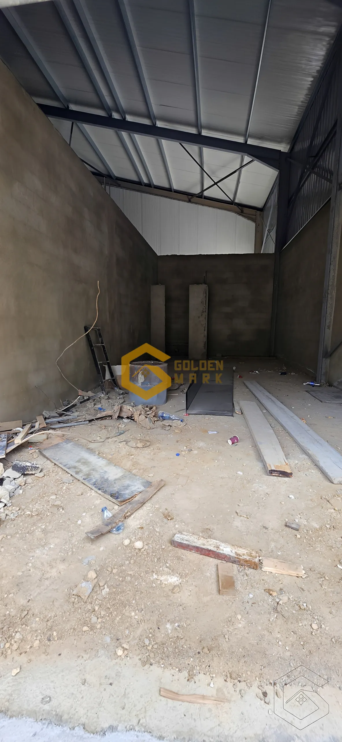 Warehouse for Rent in Mazraat Yachoua