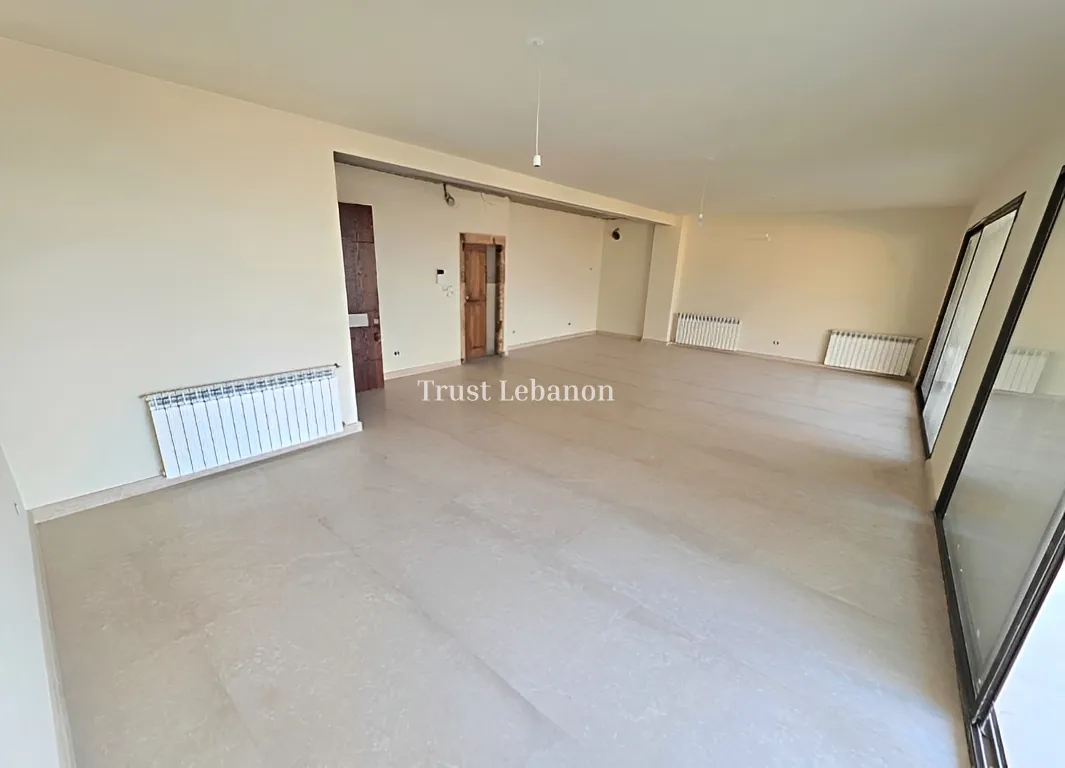 Apartment for sale in Cornet Chahwan, Lebanon - 4 bed, 5 bath