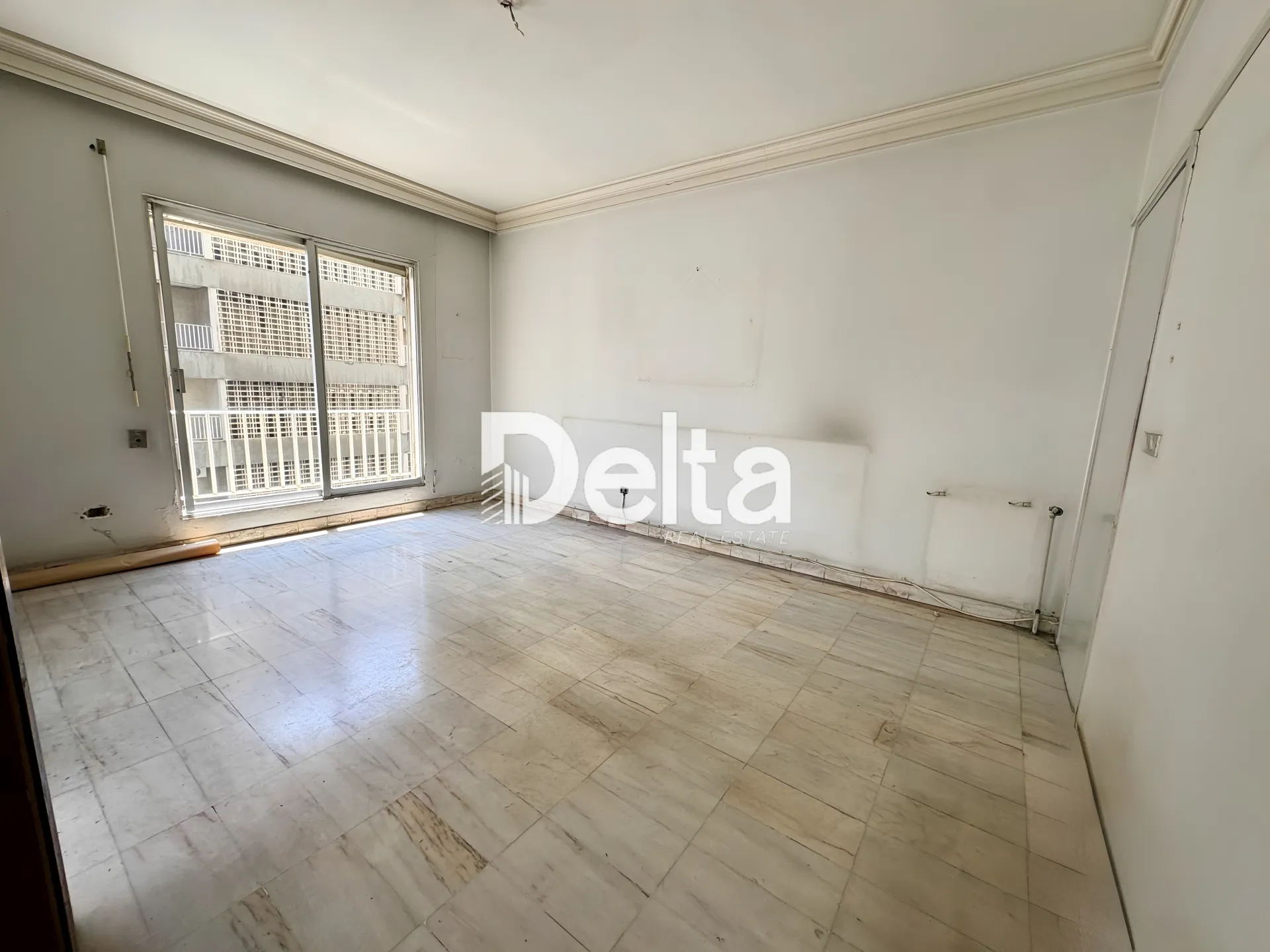Apartment for rent in Mar elias, beirut, lebanon