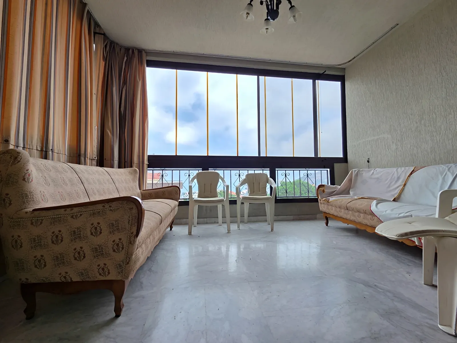 Apartment for Sale in Jeita - 3 bed, 4 bath