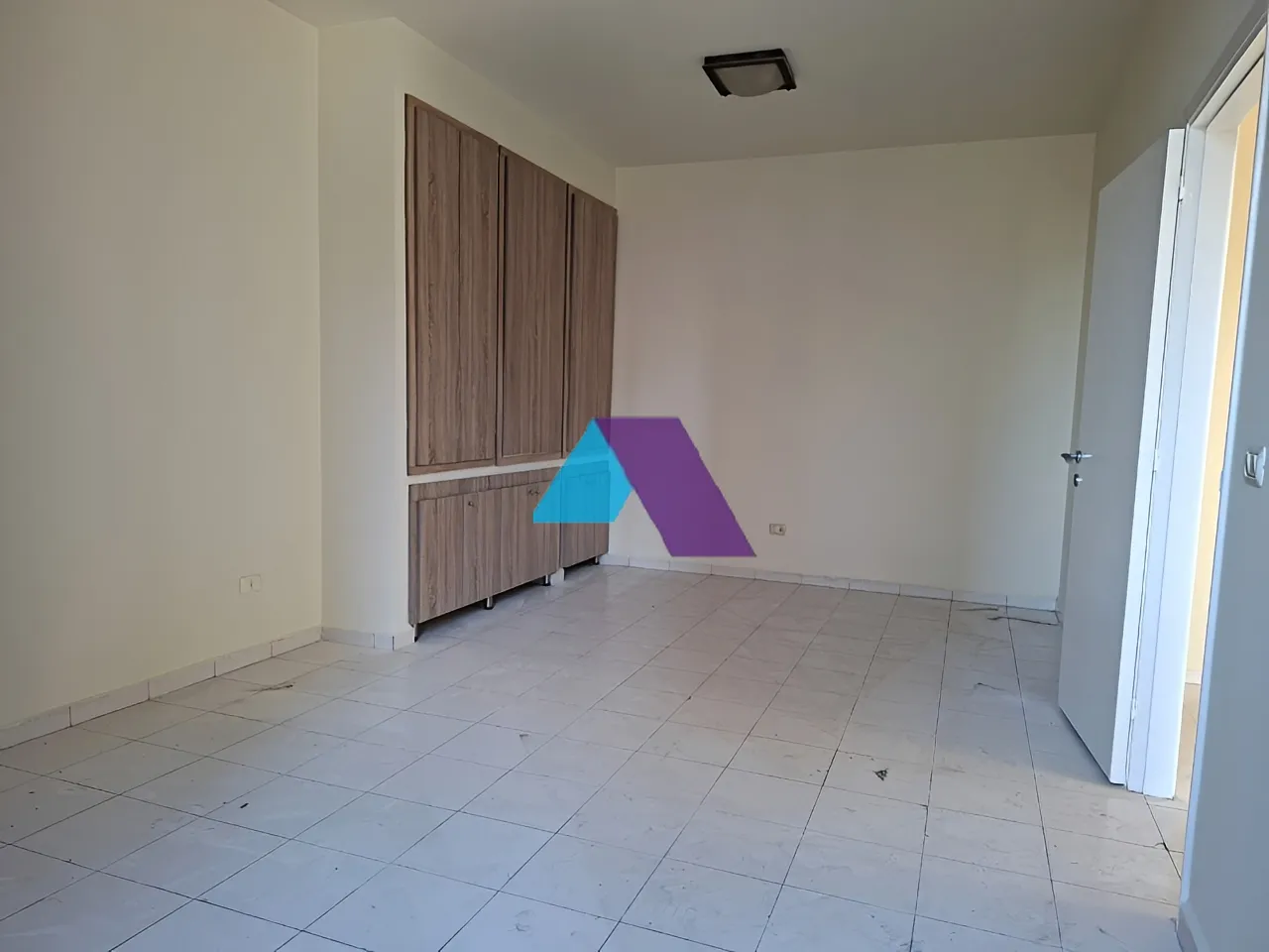 Office for Sale in Jal El Dib