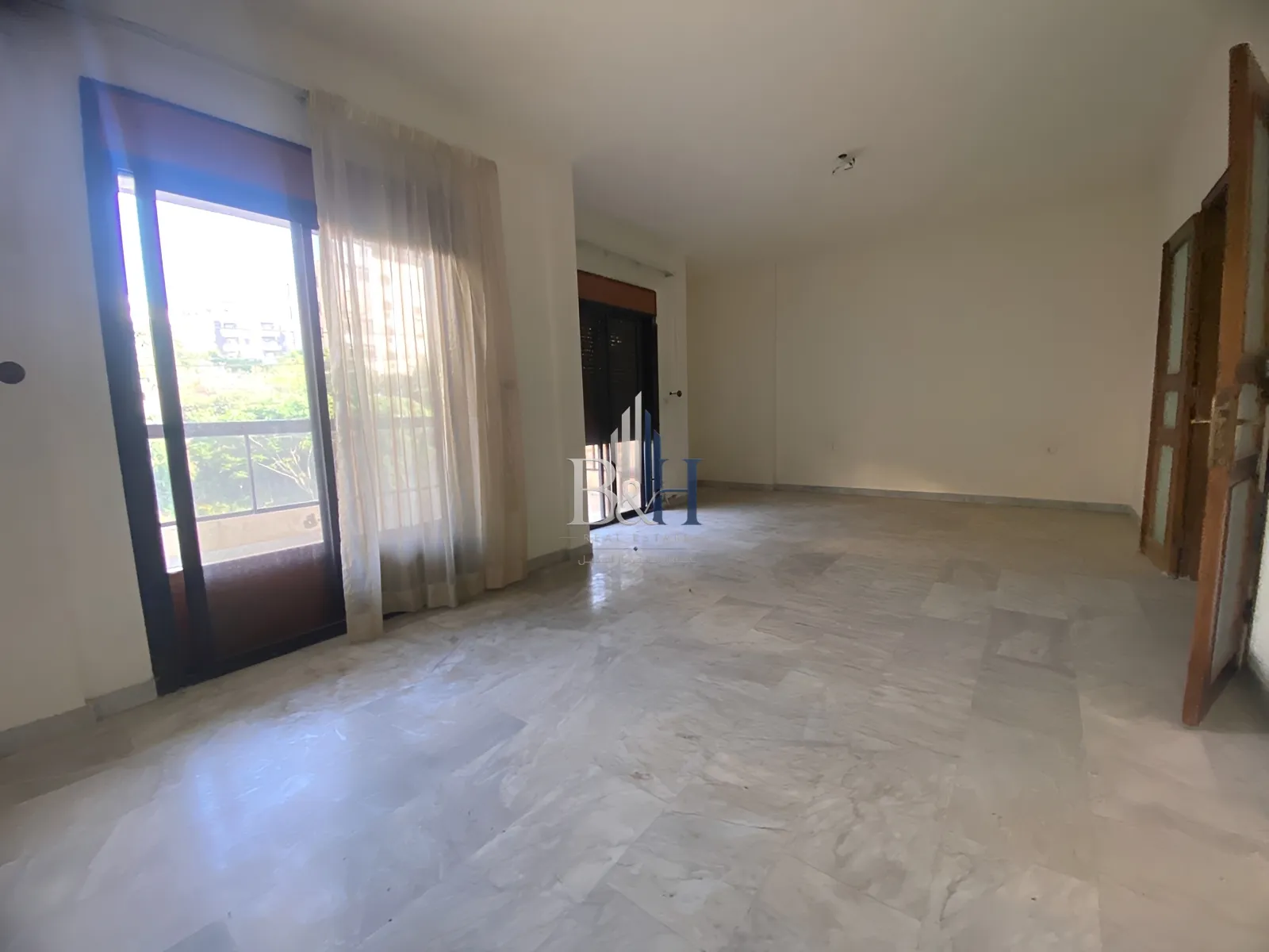 Apartment for sale in Dawhet aramoun, lebanon