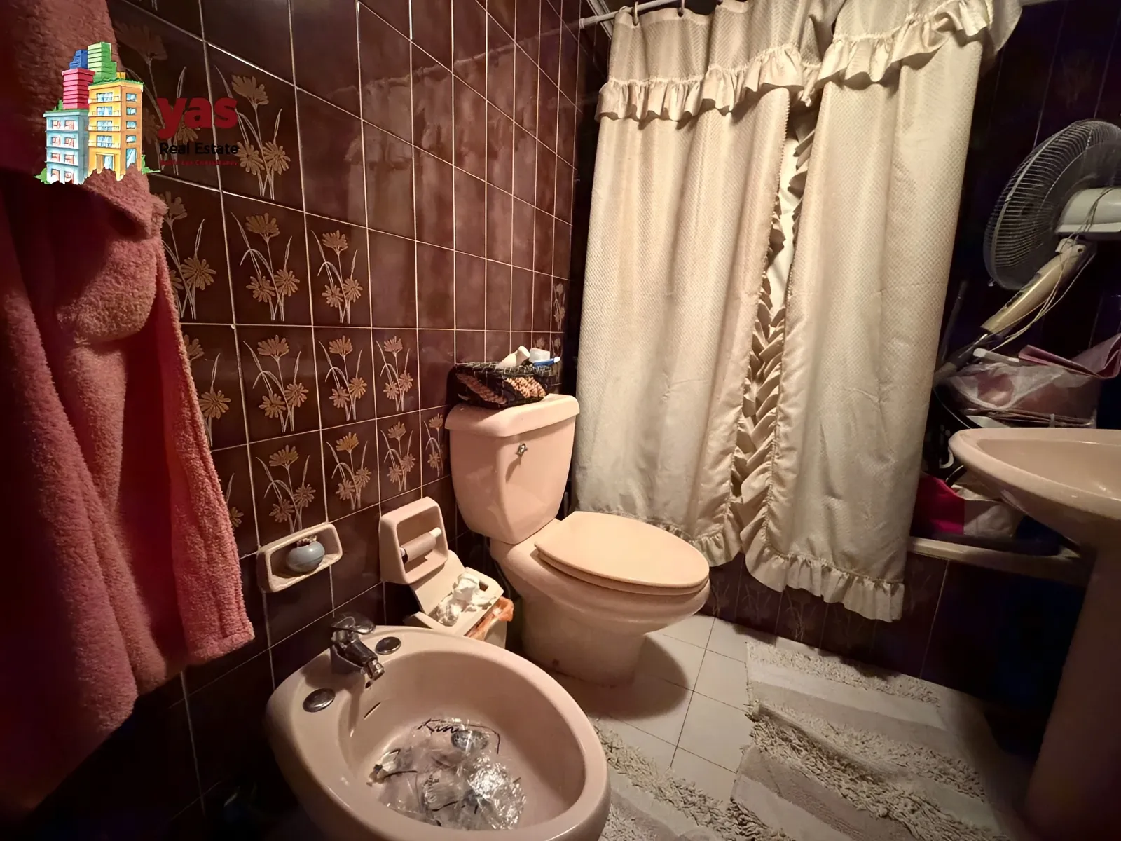 Apartment for Sale in Adonis - 3 bed, 2 bath