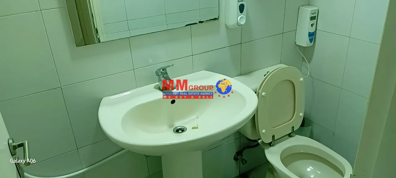 Office for rent in Sin El Fil