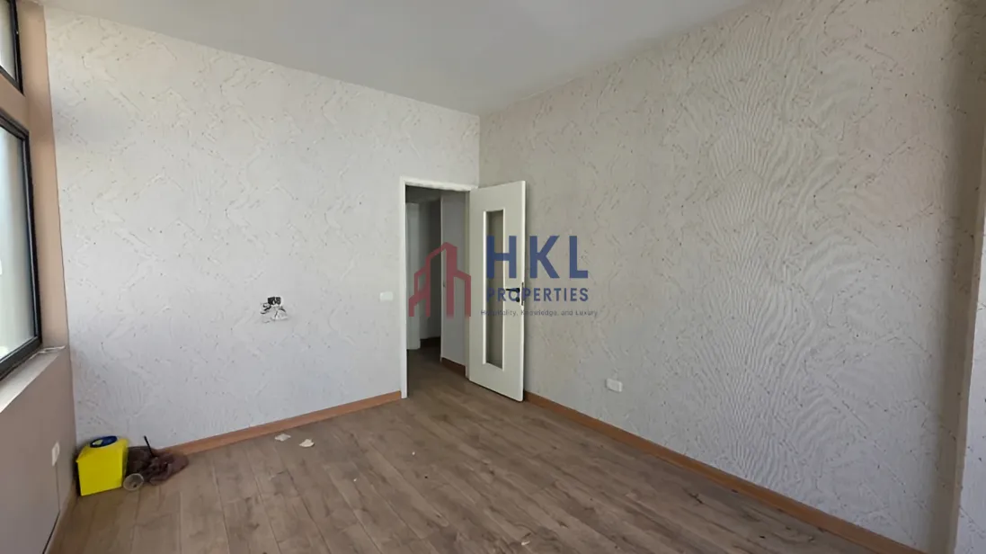 Office for rent in Badaro