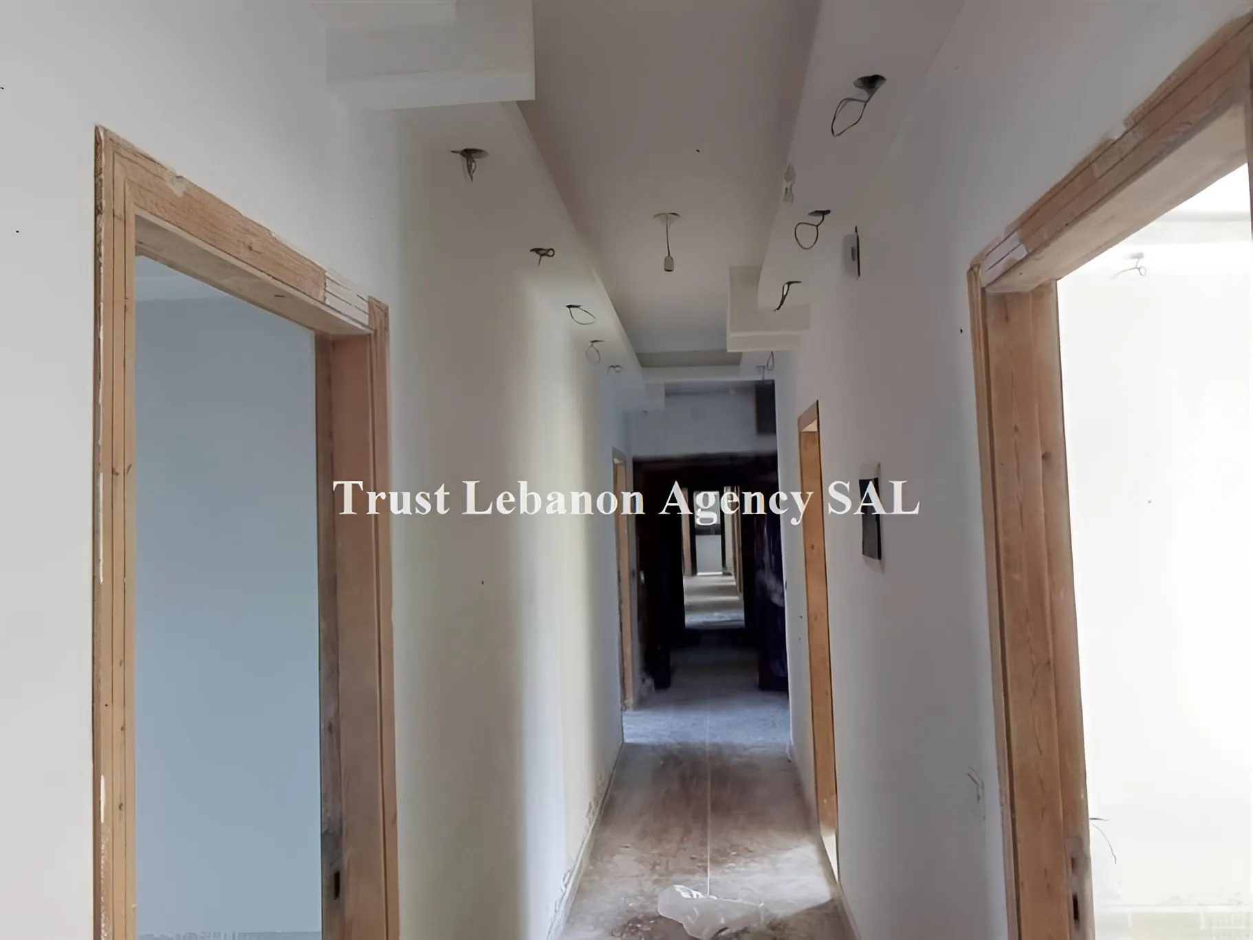 Apartment for Sale in Chouaifet El Aamroussieh