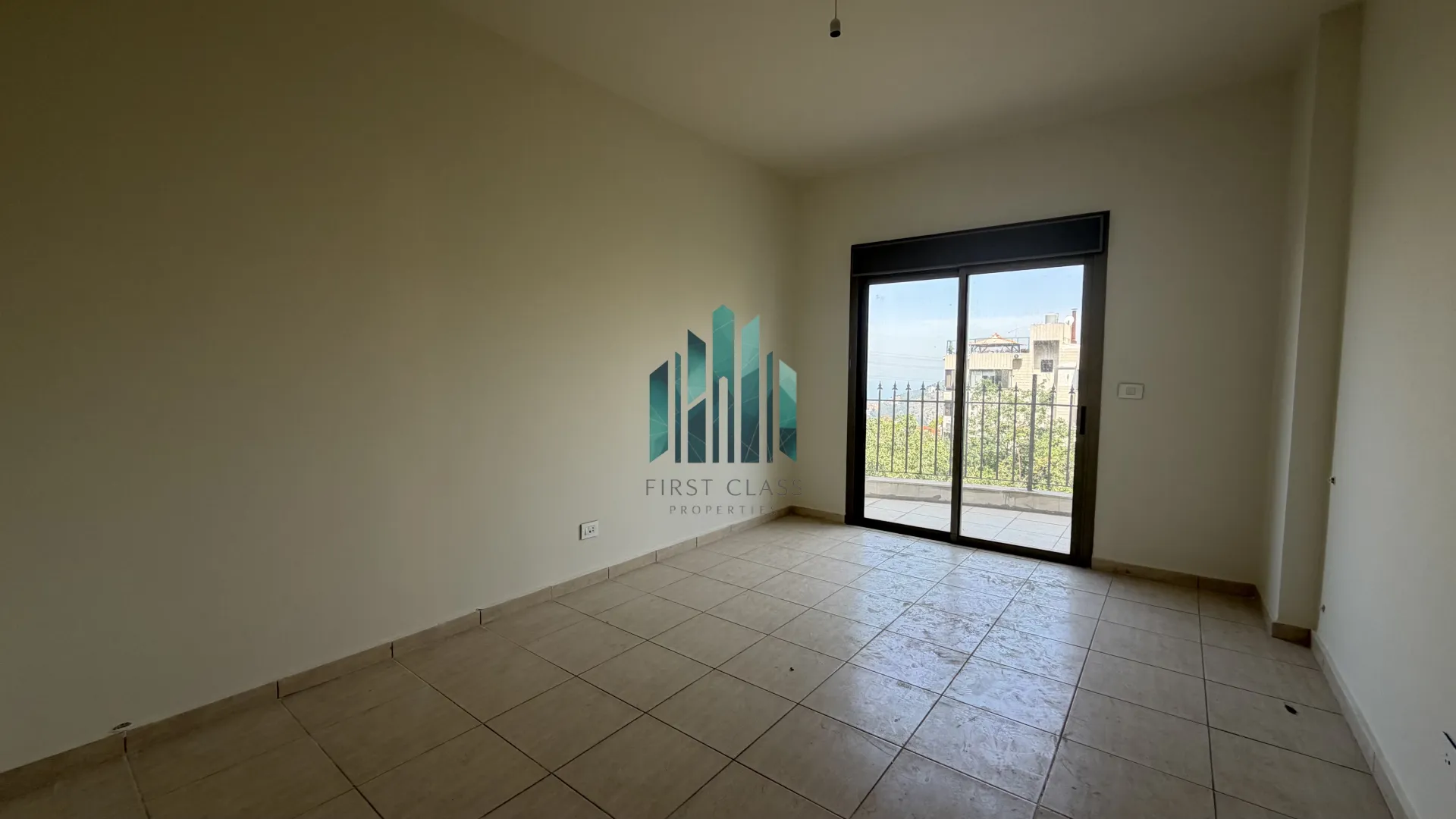 Apartment for sale in Mazraat yachoua, lebanon - 3 bed, 4.0 bath