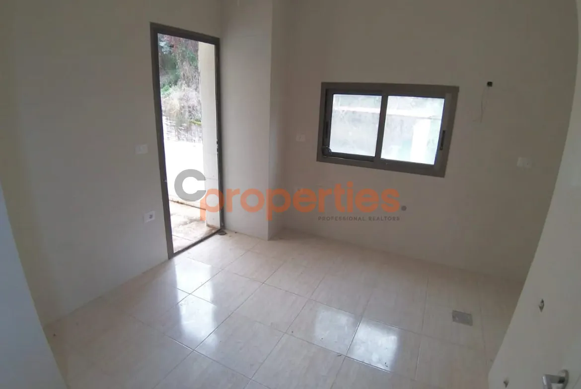 Apartment for Sale in Louaizeh