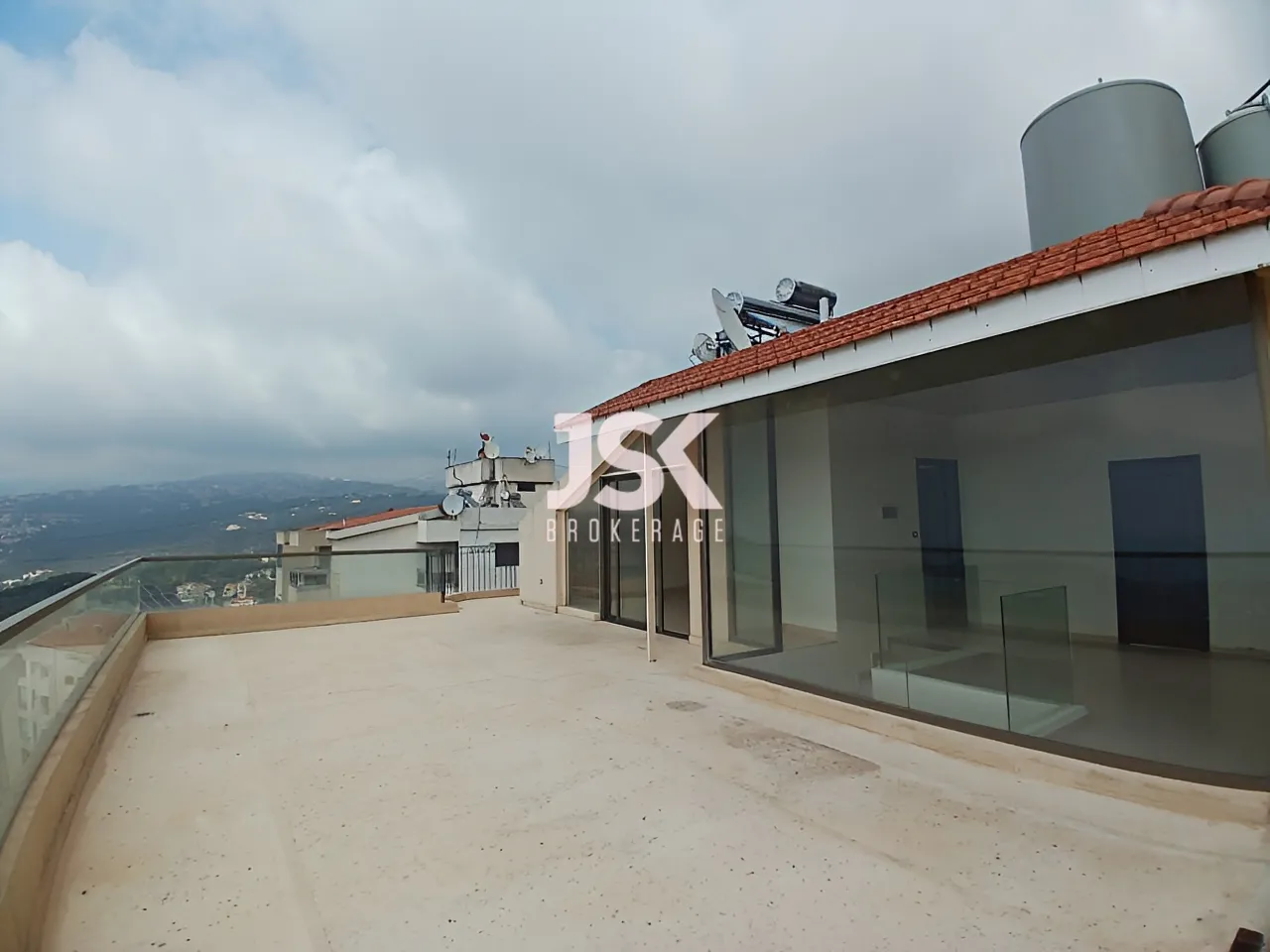 Duplex for Sale in Mazraat Yachoua - 6 bath