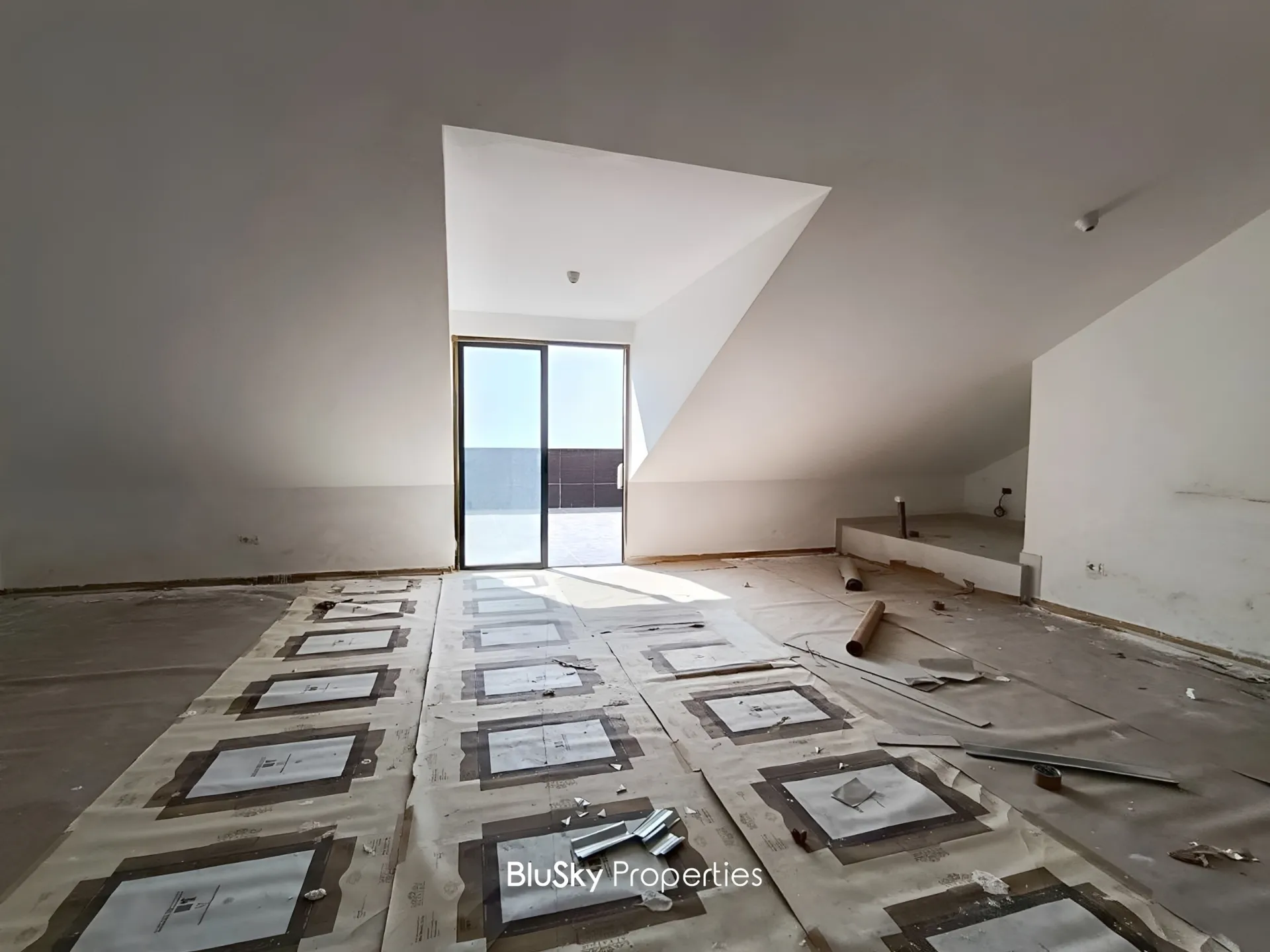 Apartment for sale in Blat, lebanon - 1 bed, 1.0 bath