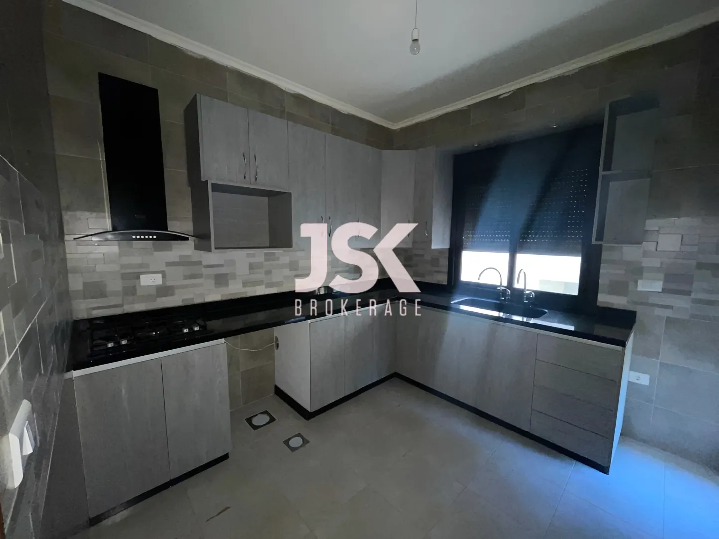 Apartment for rent in Douar, Lebanon - 2 bed, 2 bath
