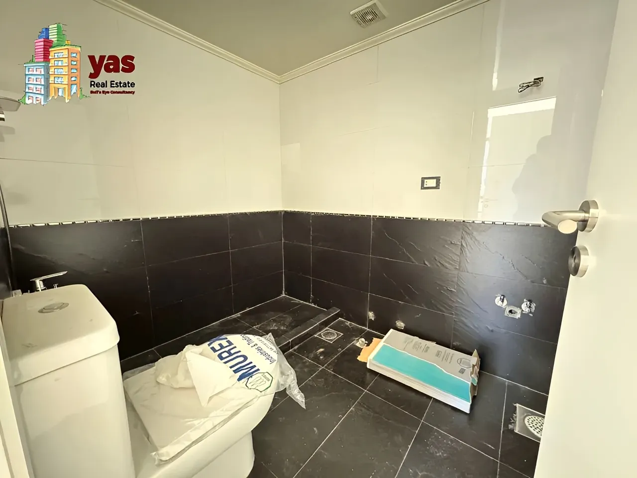 Apartment for Sale in Adonis