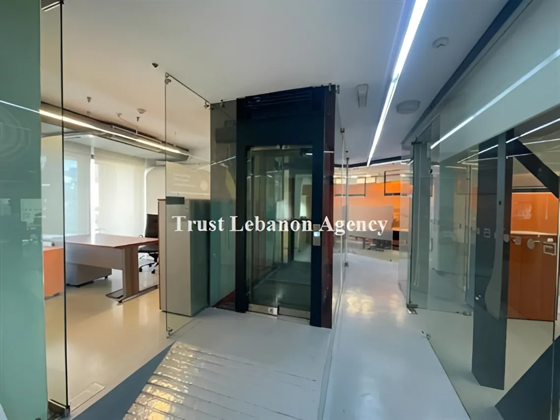 Office for rent in Baabda, Furn Al Chebak