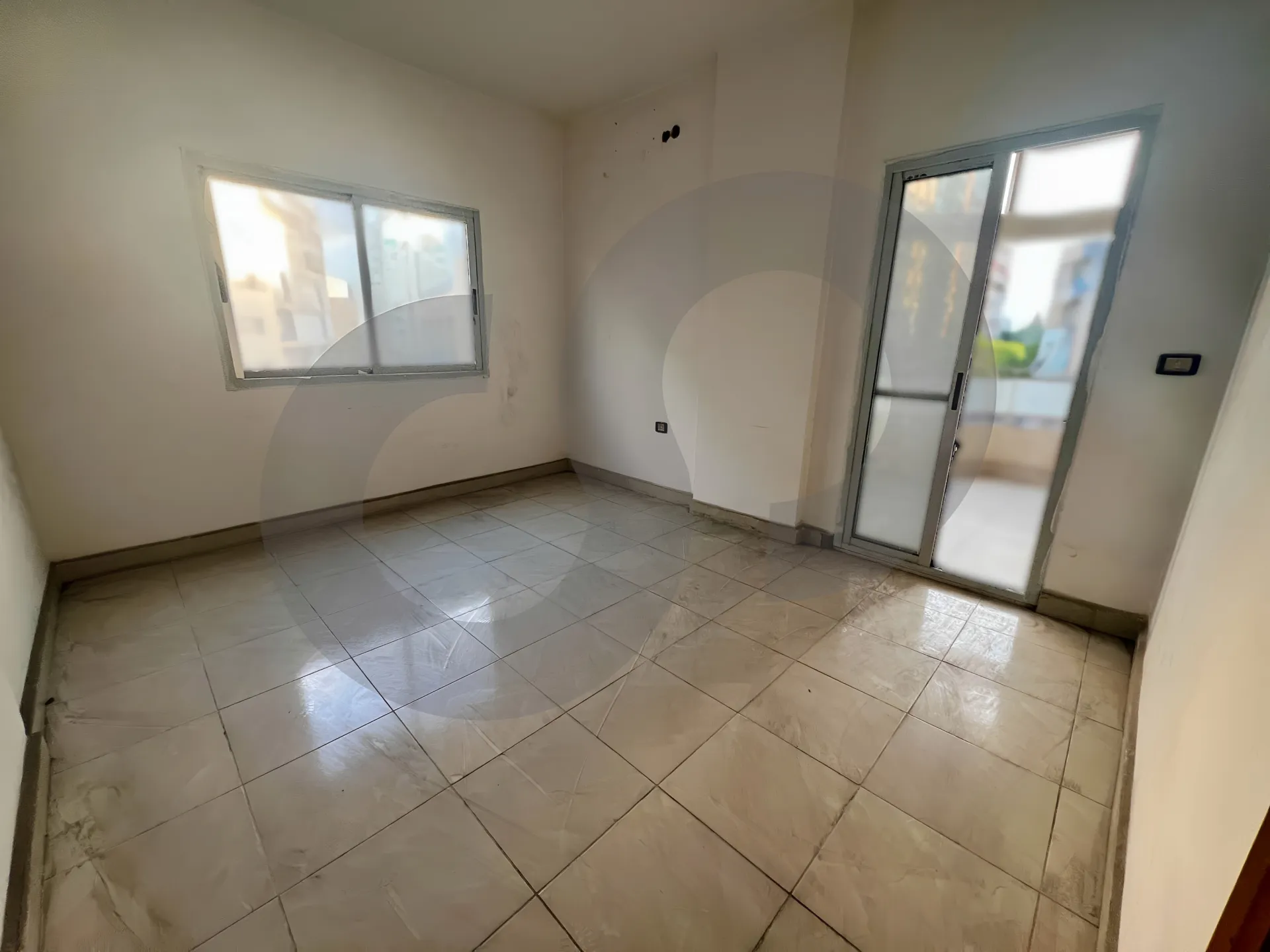 Apartment for Sale in Tariq el Jdideh - 2 bed, 2 bath