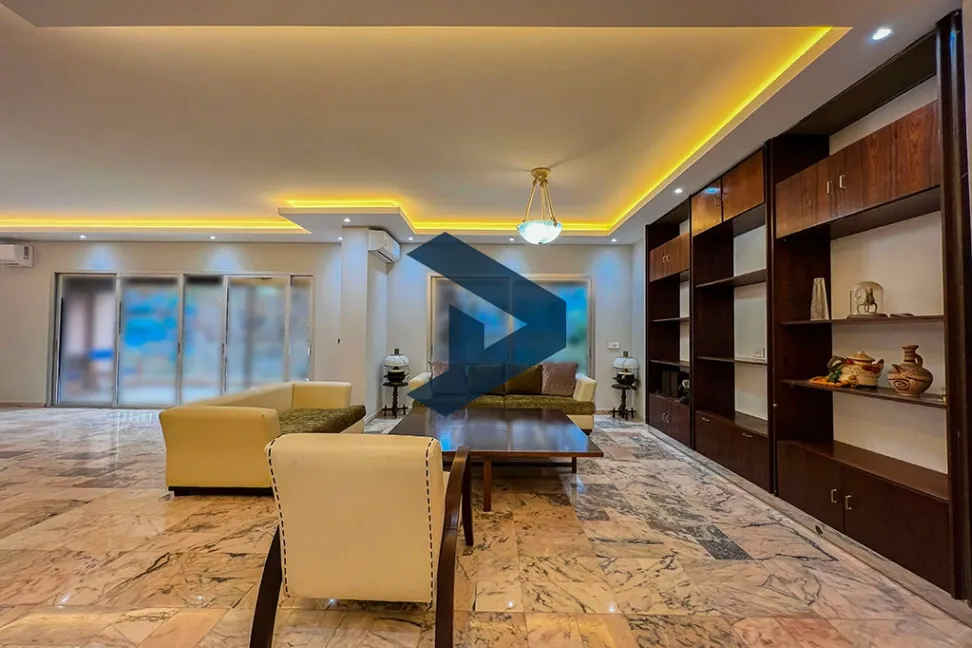 Apartment for rent in Achrafieh, Beirut, Lebanon - 3 bed, 4 bath