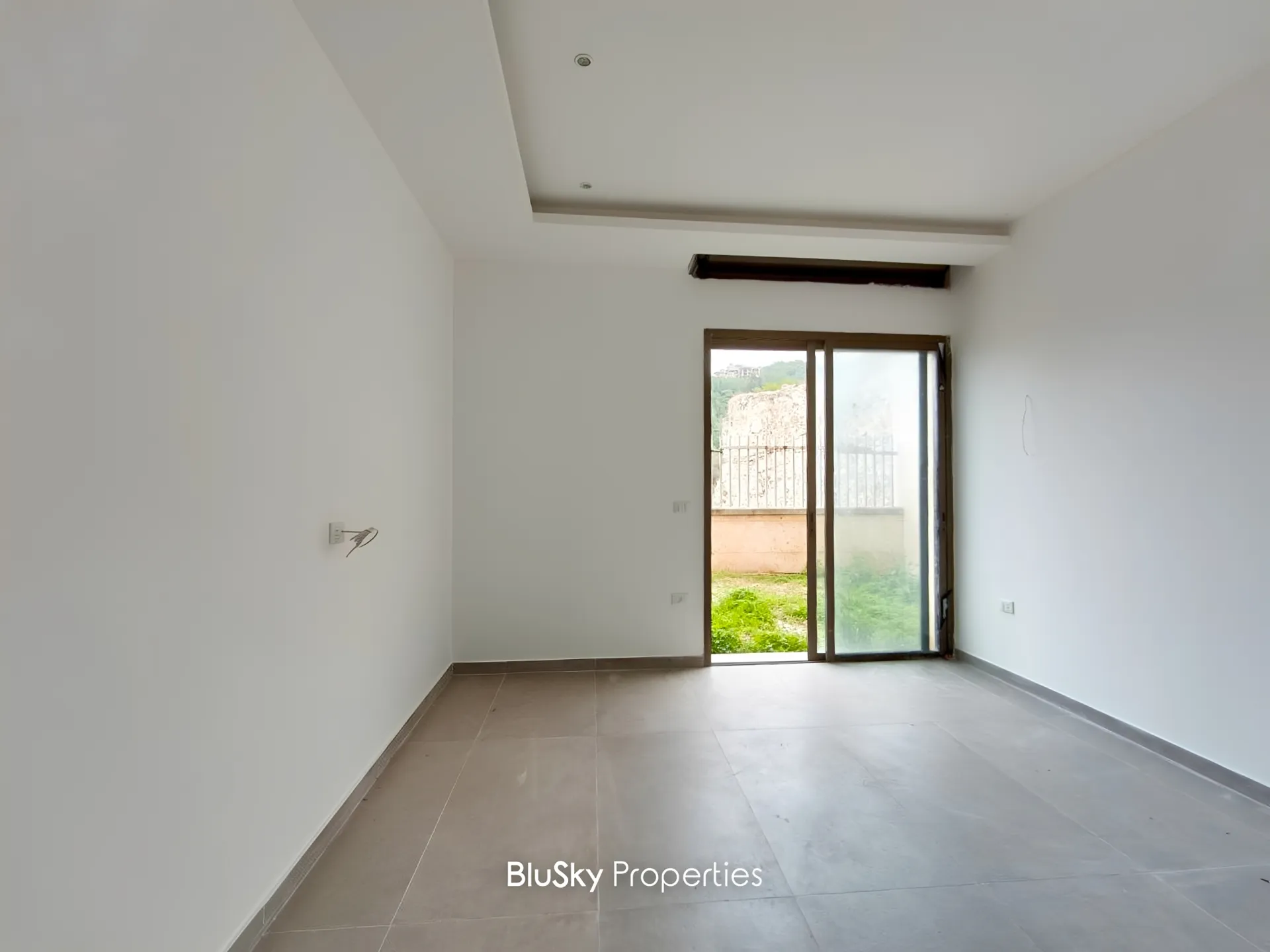 Apartment for rent in Adma w Dafnah
