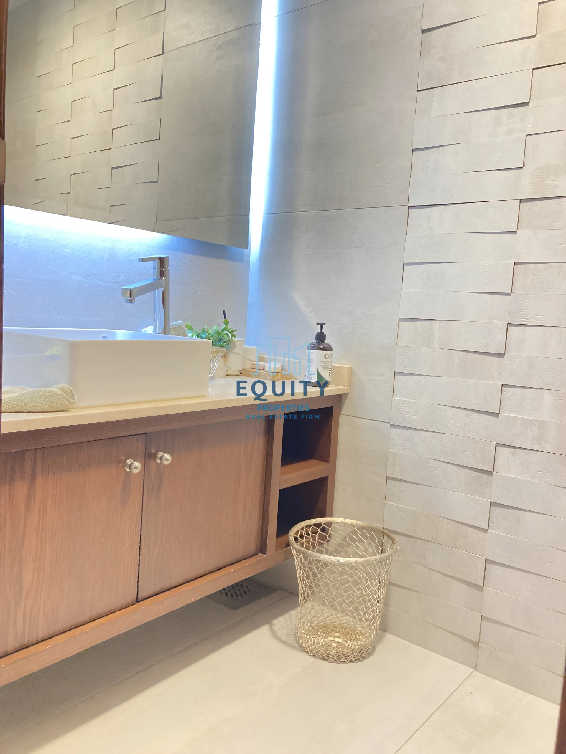 Apartment for Sale in Adma - 3 bed, 3 bath