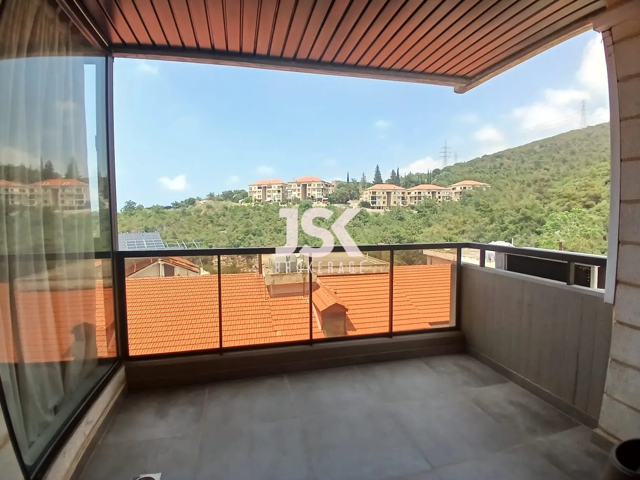 Apartment for Sale in Tilal Ain Saadeh - 3 bed