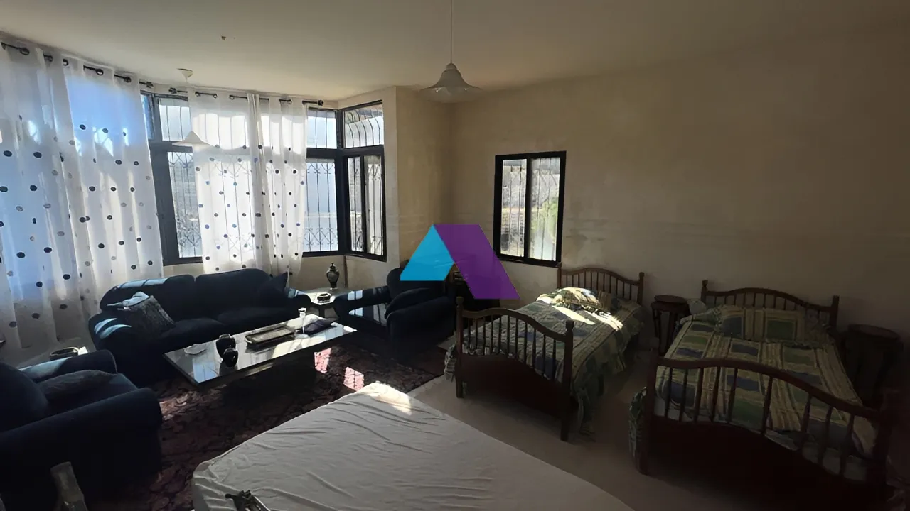 Villa for Sale in Saoufar - 6 bed, 8 bath