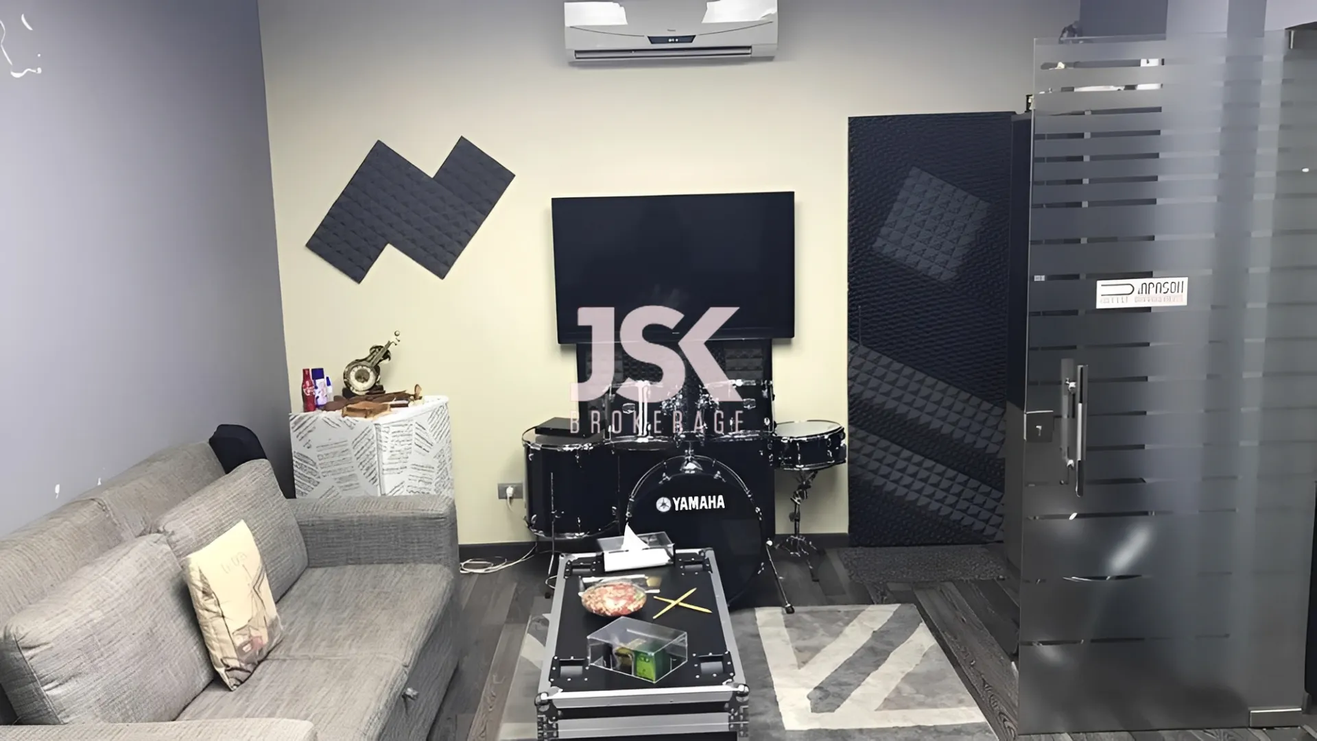 Office for sale in Jdeideh