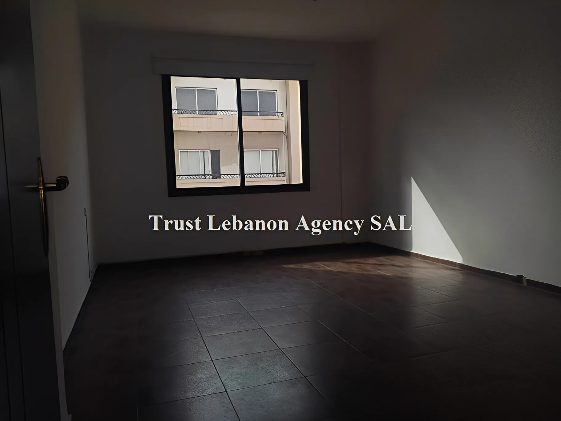 Office for rent in Beirut, Saifi