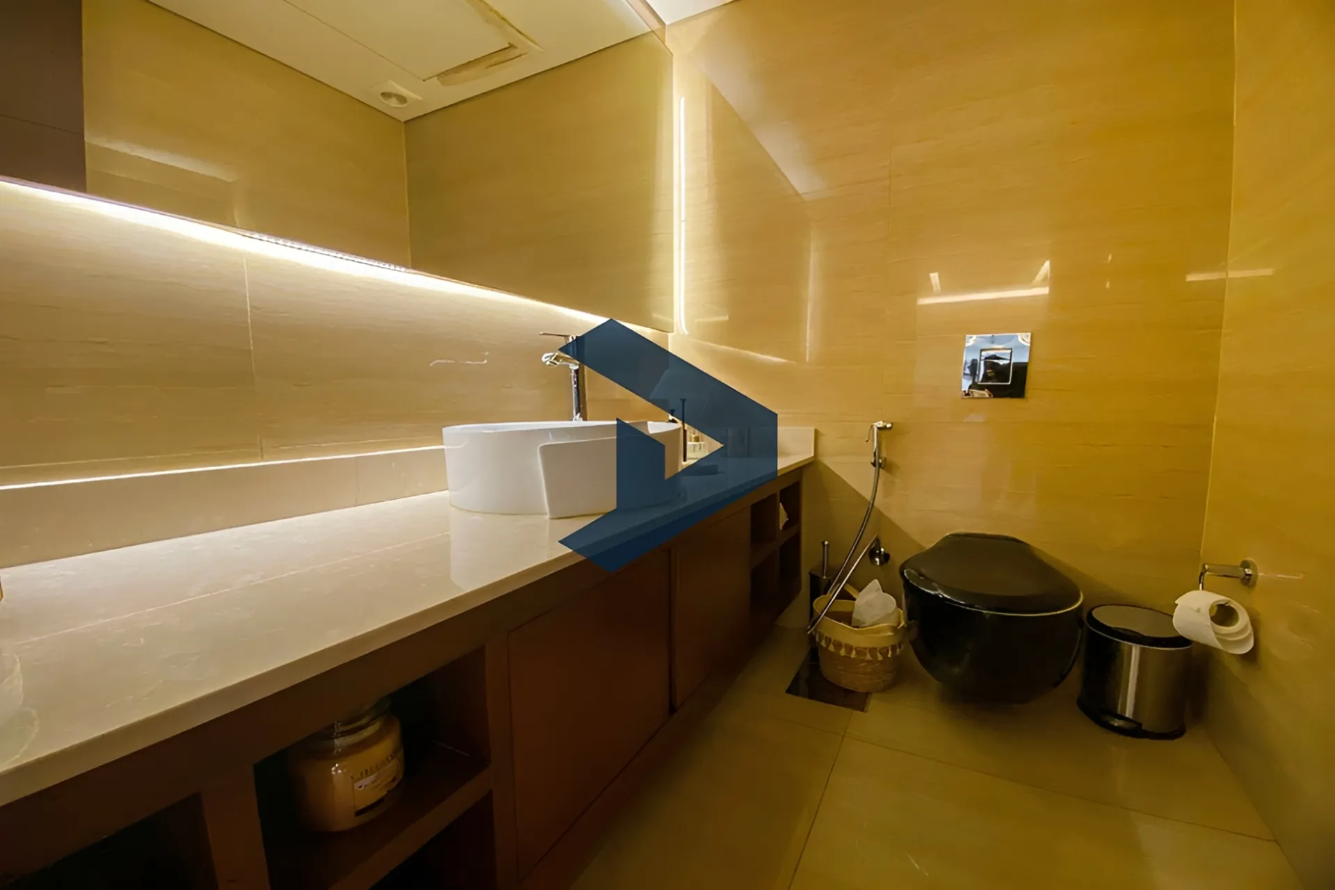 Apartment for sale in Ras Beirut, Beirut, Lebanon