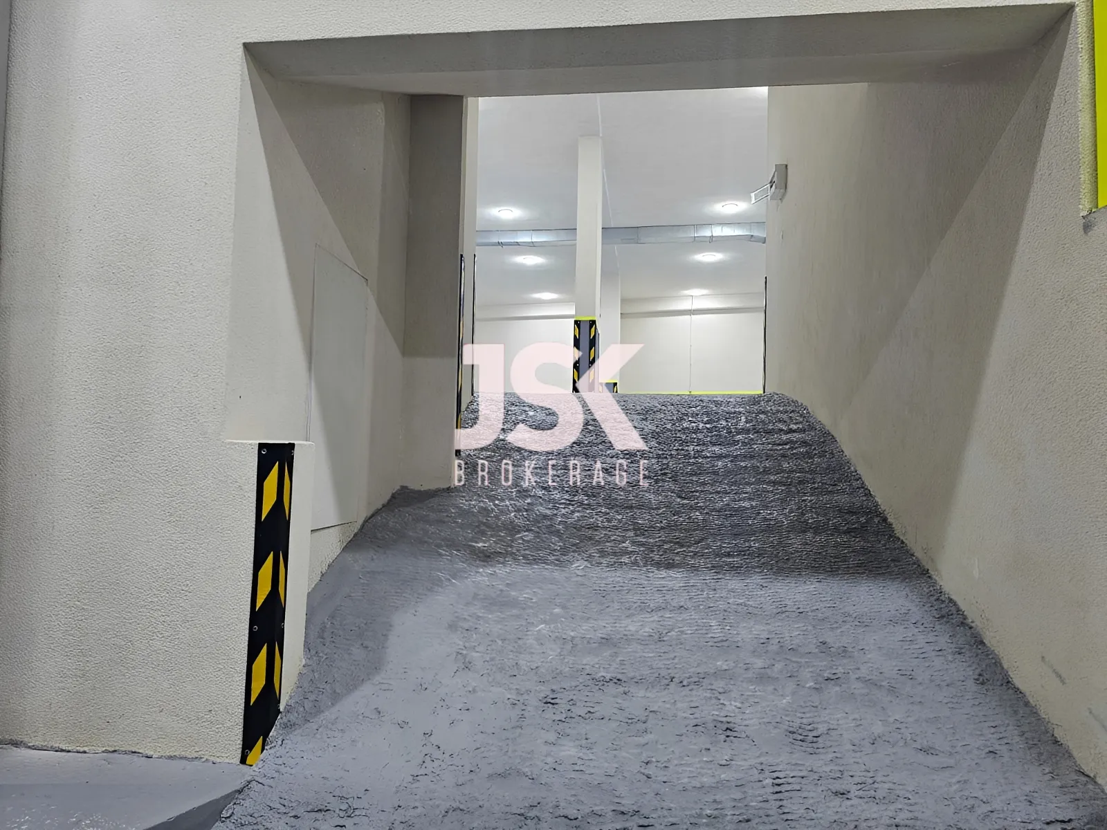 Warehouse for Sale in Baabda