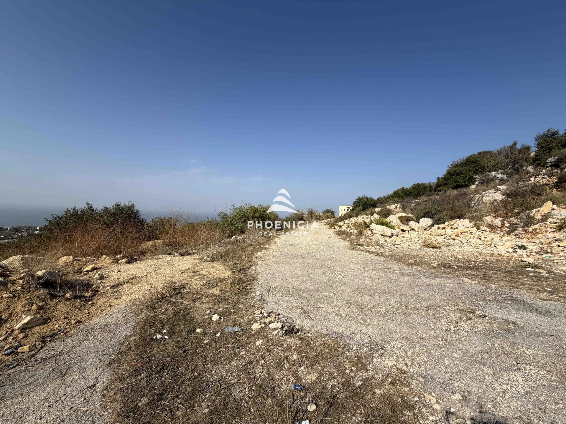 Land for Sale in Gharzouz