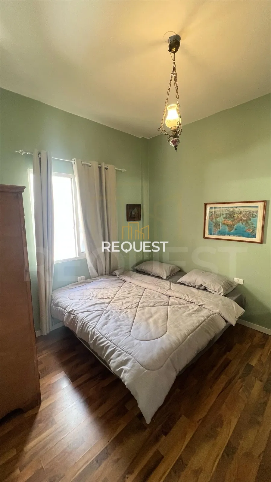 Studio for rent in Forn El Chebbak