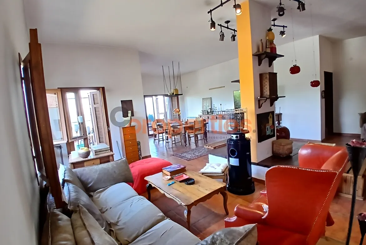 Apartment for Sale in Bolonia