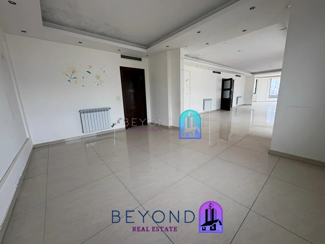 Apartment for rent in Kraytem, Beirut, Lebanon - 2 bed, 2 bath