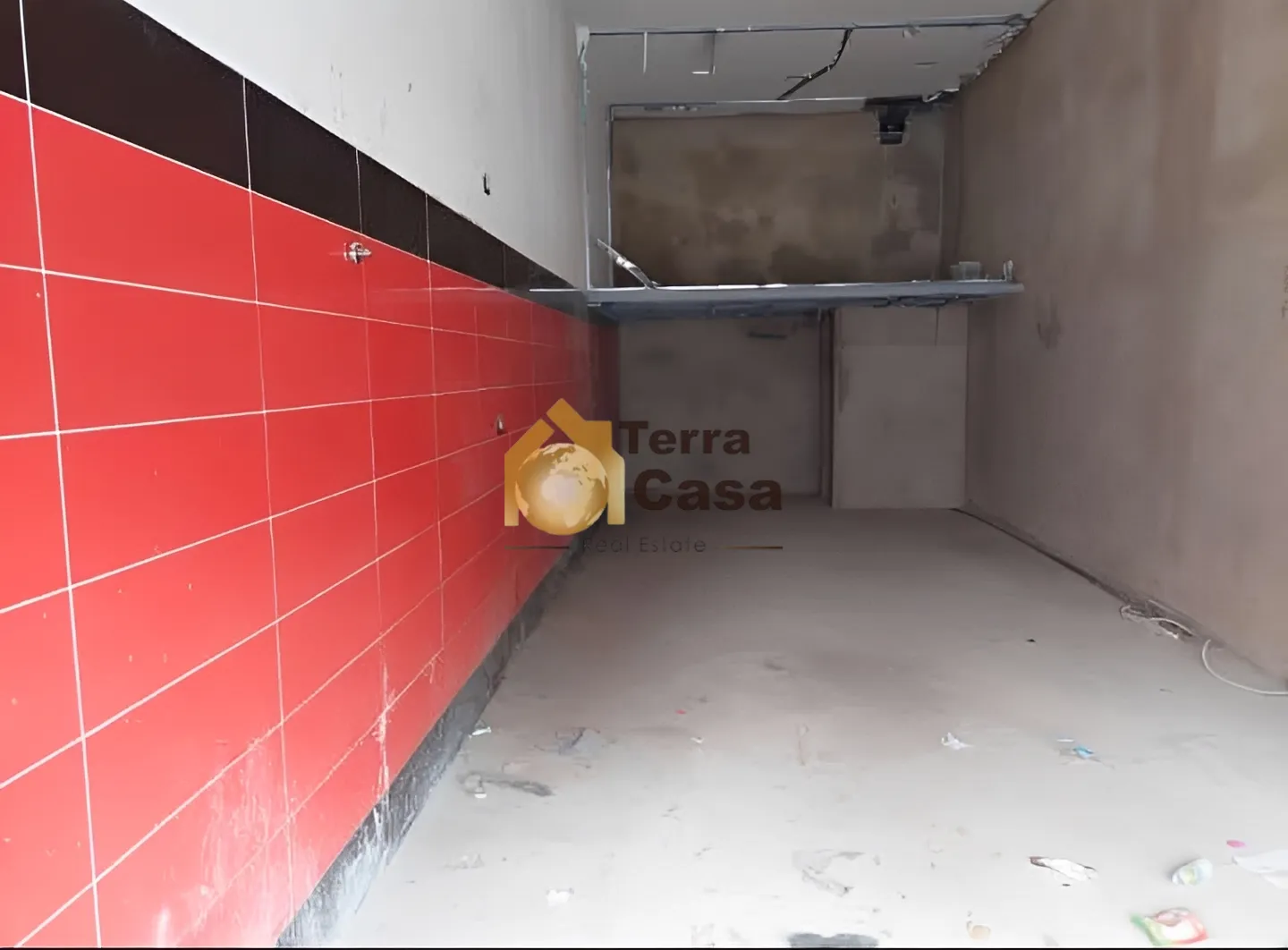 Commercial for sale in Madine el Sinayia