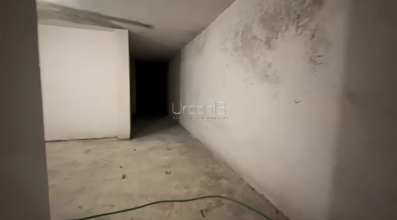 Warehouse for rent in Ain el tineh, beirut, lebanon