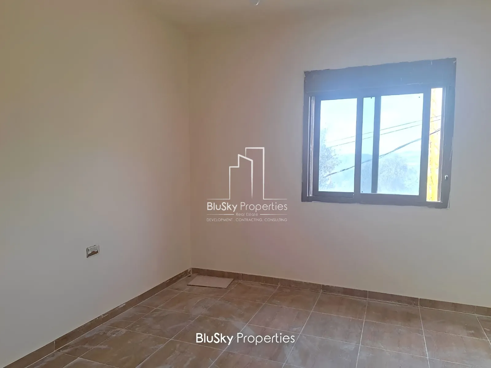 Apartment for Sale in Ghedress - 2 bed, 2 bath