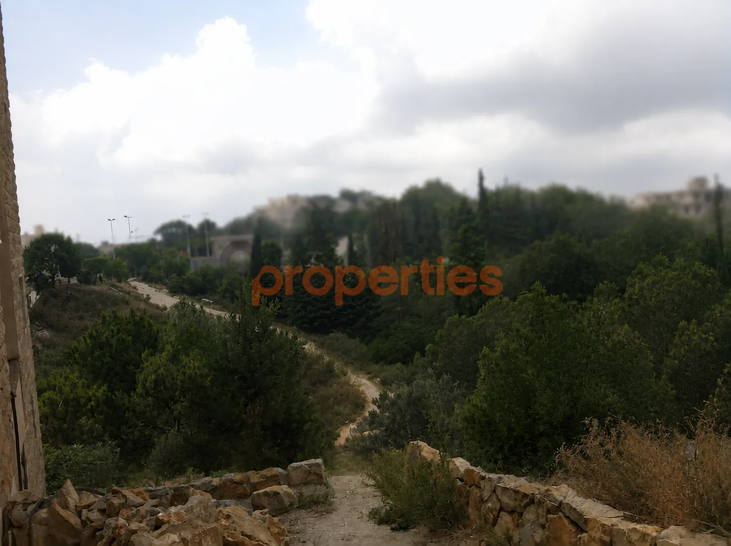 Residential Land for Sale in Qornet El Hamra