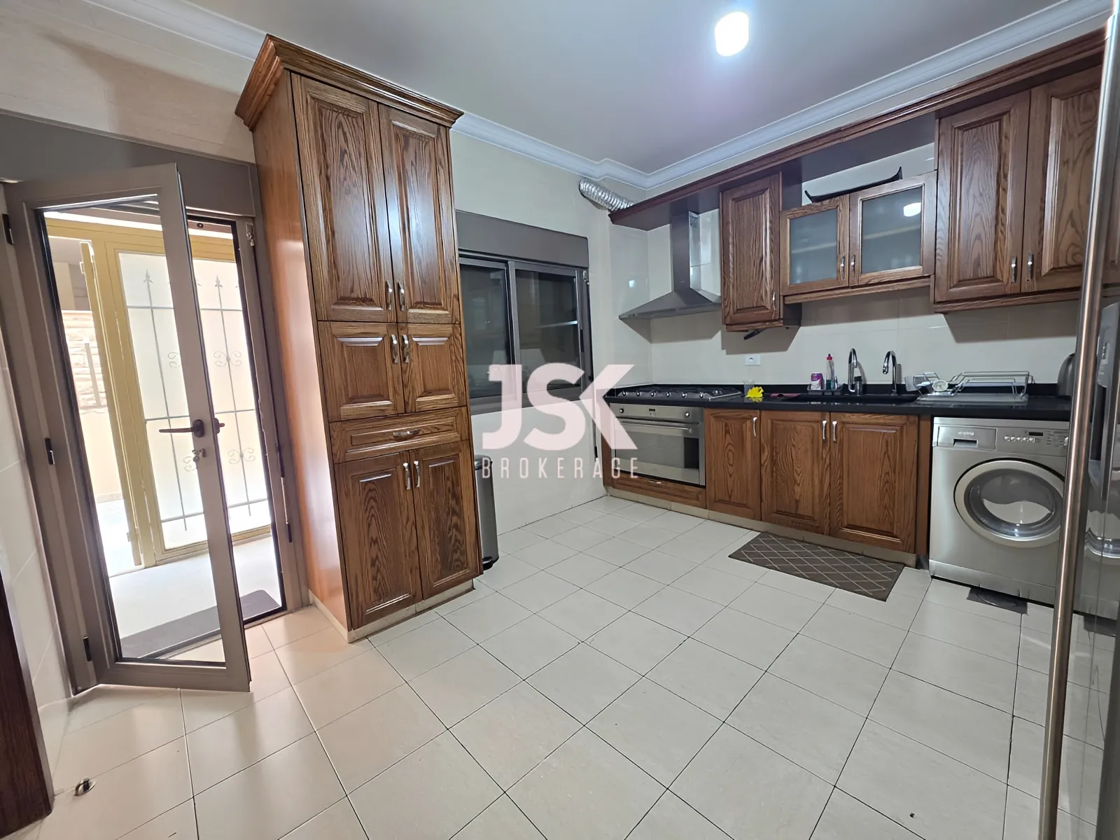 Apartment for Rent in Mar Takla