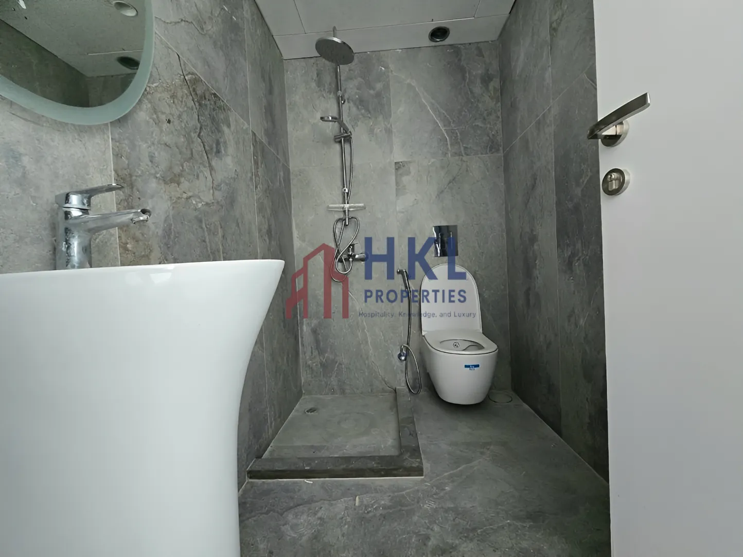 Apartment for sale in Hamra