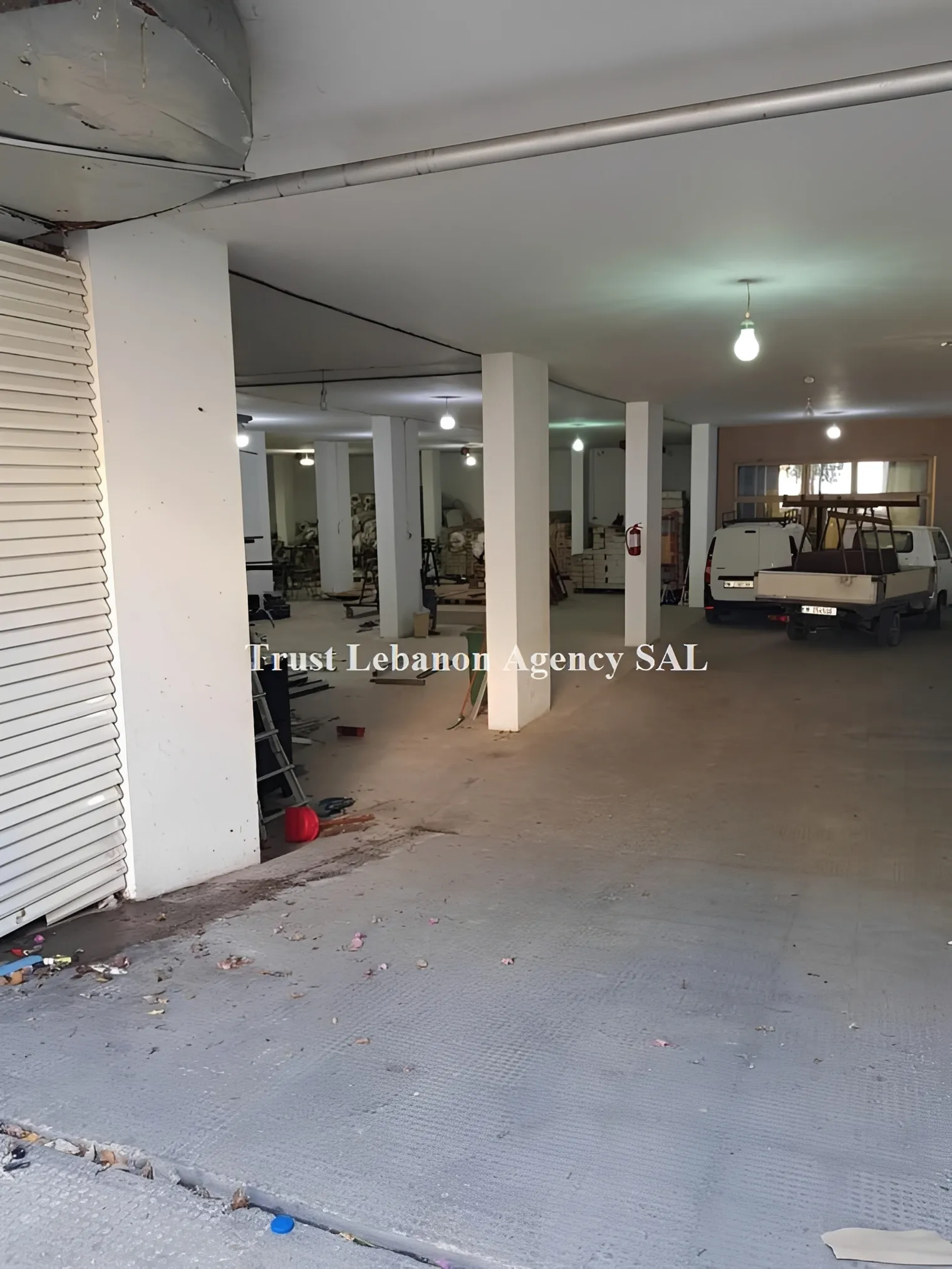 Commercial Property for Sale in Dohat El Hoss