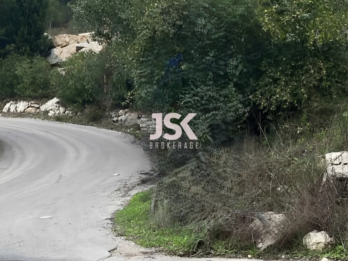 Land for Sale in Bikfaiya